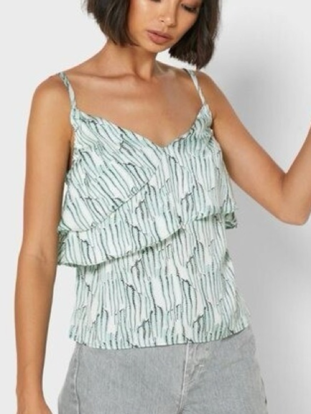 Brand New-Topshop Idol White Vine Print Tiered Ruffle Camisole